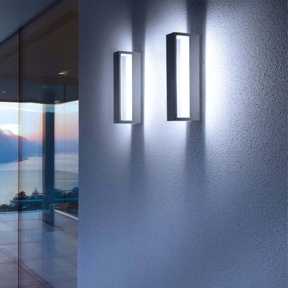 Applique murale extérieure rectangulaire ajourée Ray – LED en métal noir ou blanc