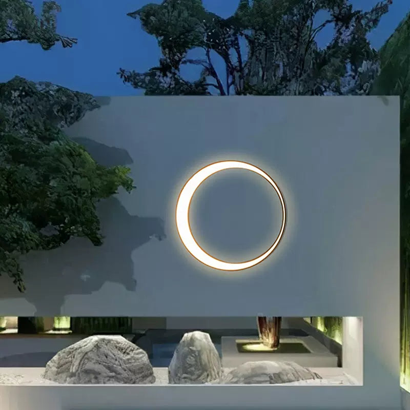 Applique murale extérieure anneau Ray – Cercle LED Art déco en métal, effet lune