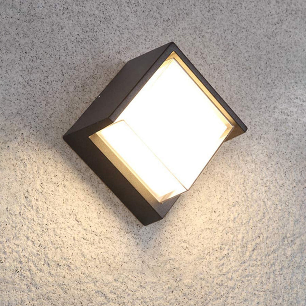 Applique murale extérieure carrée Ray – LED en métal noir et acrylique, blanc chaud