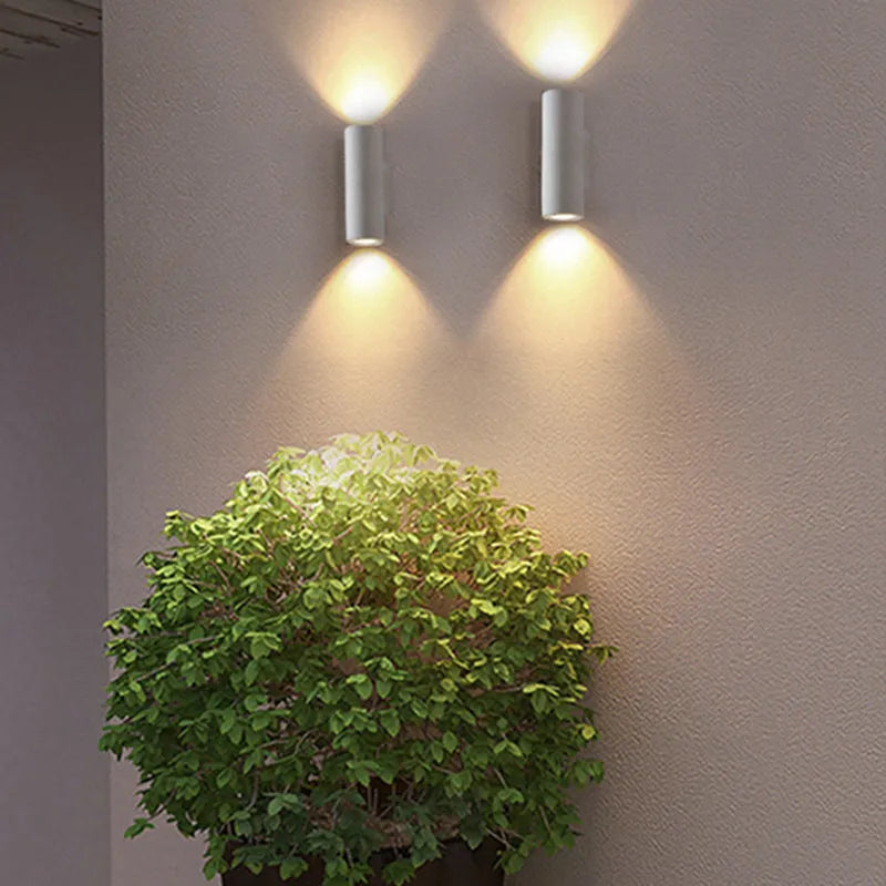 Applique murale extérieure cylindrique en béton Ray – Double tête, noire ou blanche