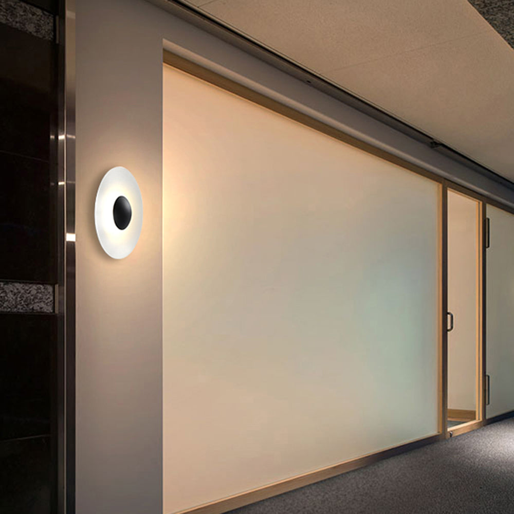 Applique murale extérieure disque Ray – Ronde en métal LED étanche, brun ou blanc