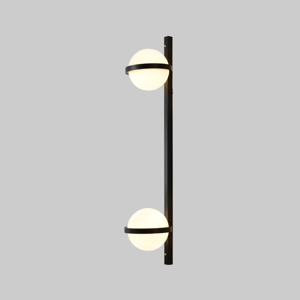 Applique murale extérieure à globes Ray – Sphères opalines LED étanches, version verticale