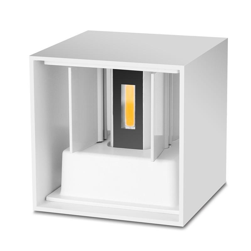 Applique murale extérieure orientable Nexu – Carré LED étanche en métal, 3 coloris