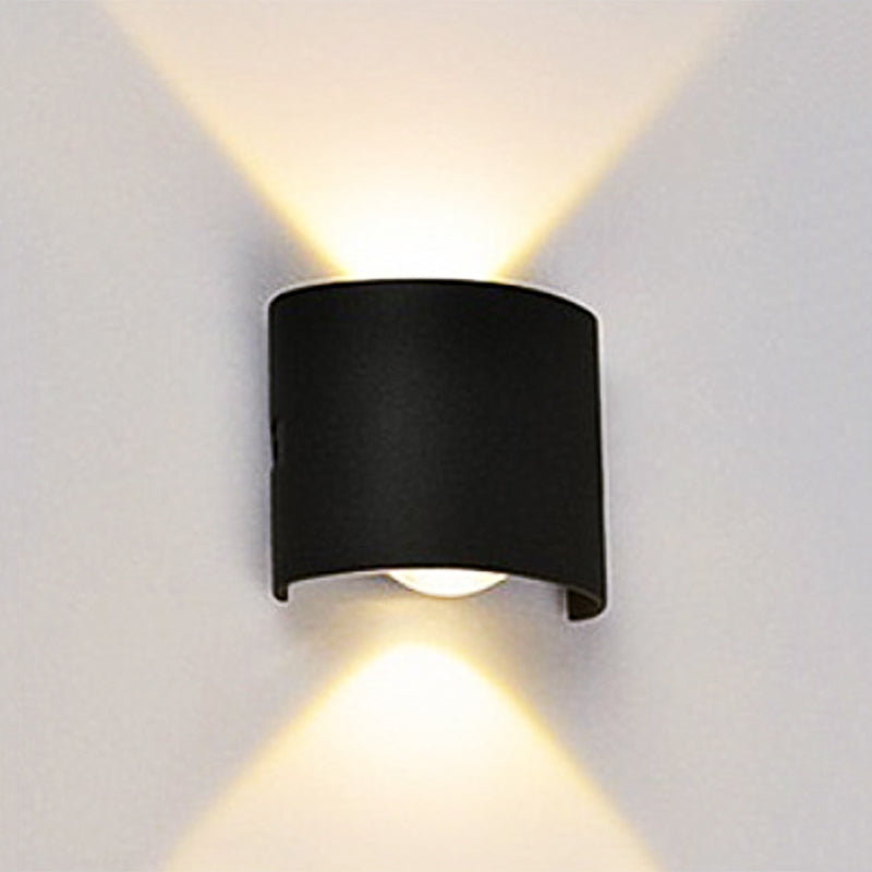 Applique murale extérieure rectangulaire Tronix – LED effet vague, noire ou blanche