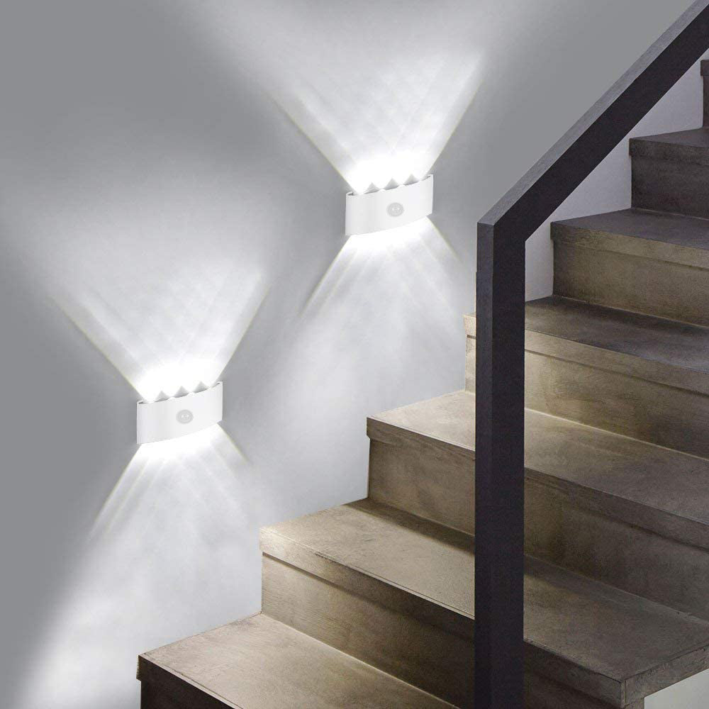 Applique murale extérieure up & down Ray – LED à détecteur de mouvement, noire ou blanche
