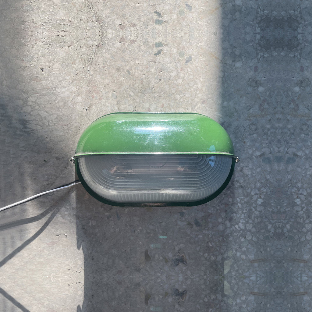 Applique murale extérieure en verre strié Nico – L 21 cm / Vert