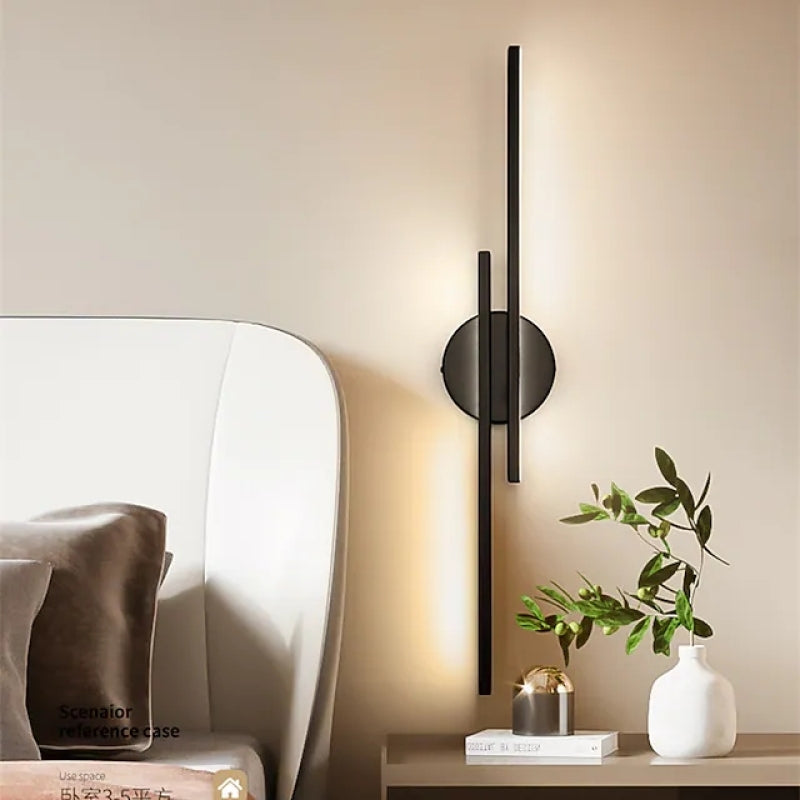 Applique murale LED en métal Elgo – Disque et lignes, noire ou blanche