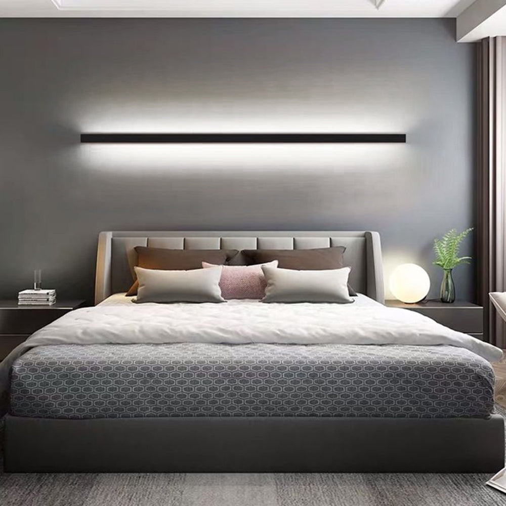 Applique murale linéaire LED Gravo – Métal et acrylique, finition dorée, noire ou blanche