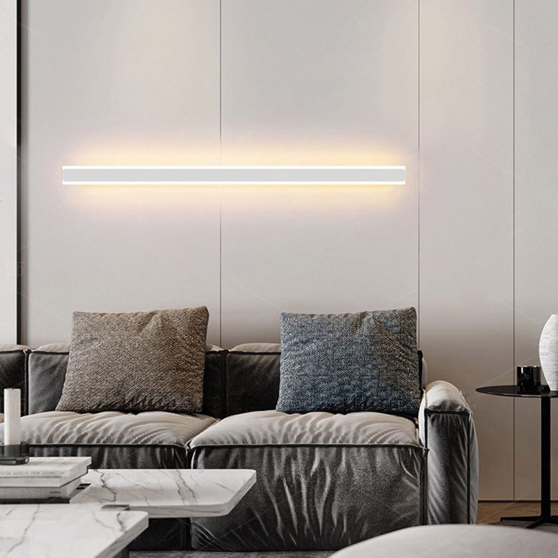 Applique murale linéaire LED Gravo – Métal et acrylique, finition dorée, noire ou blanche