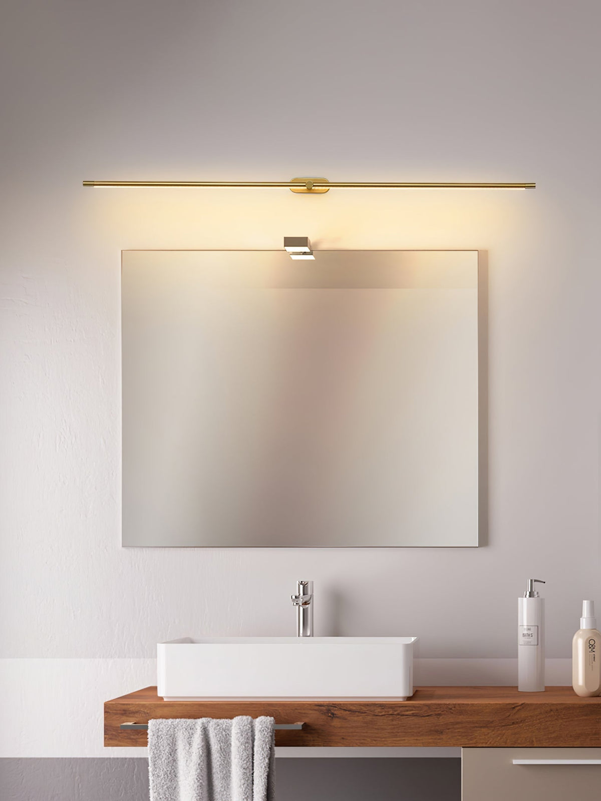Applique murale linéaire rechargeable Flano – LED sans fil, noire ou dorée