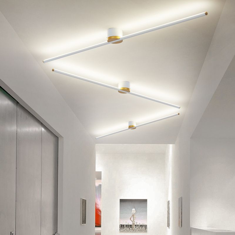 Plafonnier LED linéaire Erix – Barre noire ou blanche, éclairage vers le haut ou le bas