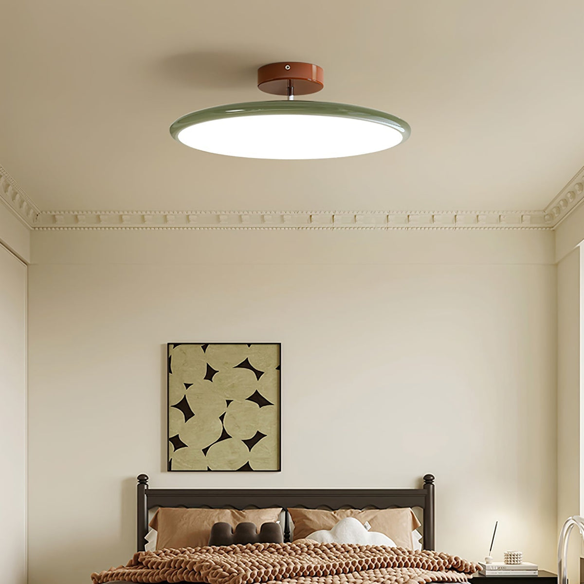 Plafonnier orientable coloré Fyne – Métal et acrylique, tête réglable beige ou verte