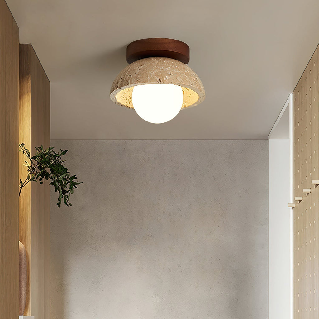 Plafonnier en travertin Mysa – Globe en verre et bois, luminaire minimaliste en pierre