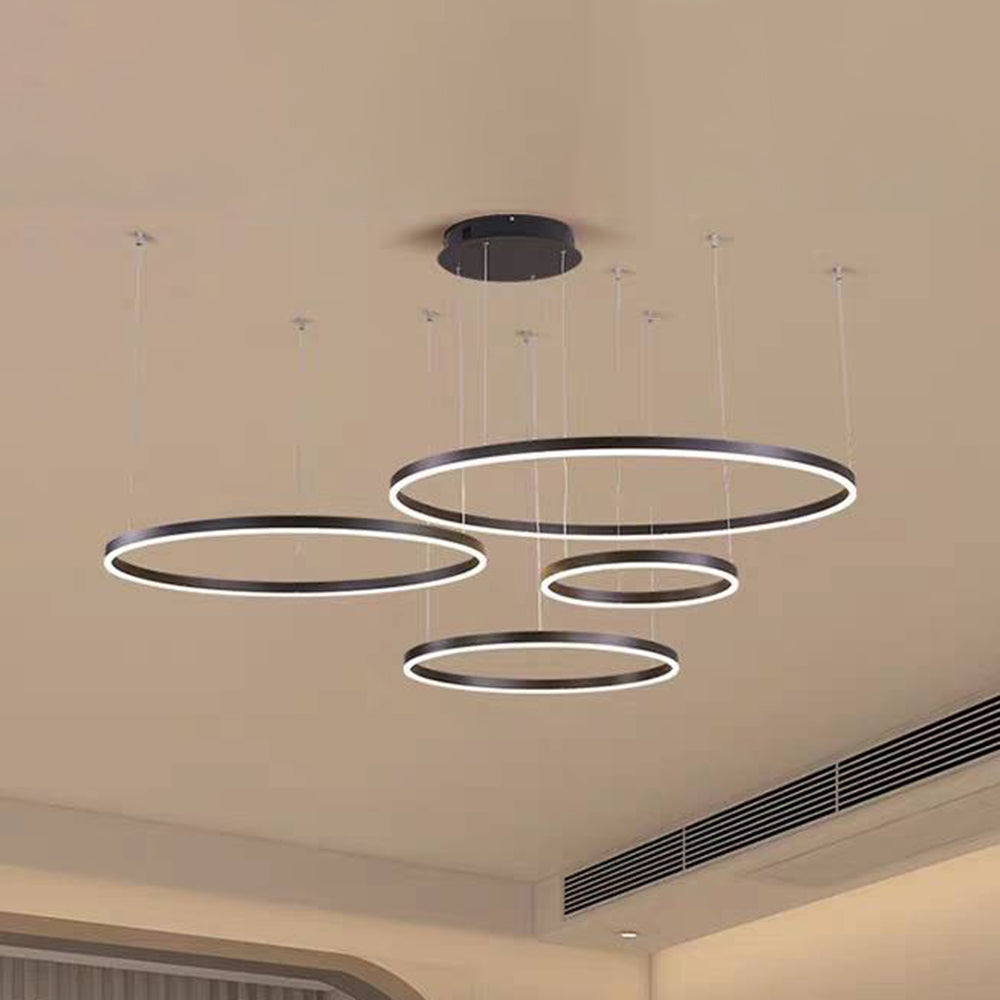Suspension à anneaux LED Remi – Cercles en métal et acrylique, 2 à 5 anneaux