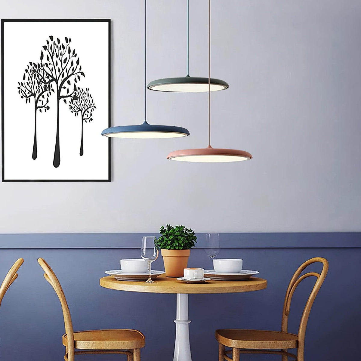 Suspension LED colorée Orik – Dôme macaron en acrylique et métal, 8 coloris
