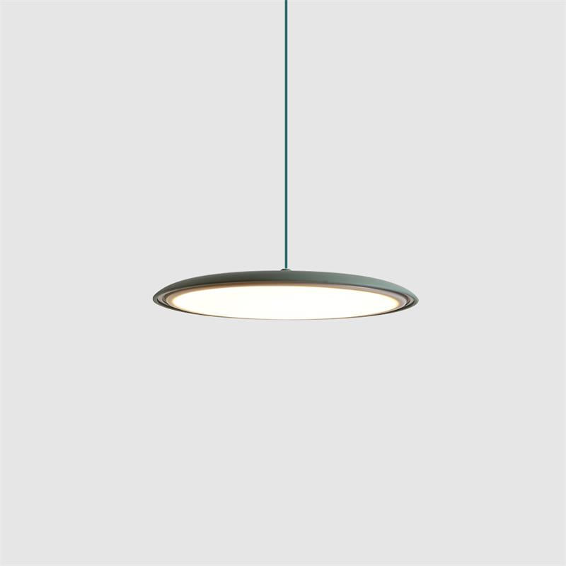 Suspension LED colorée Orik – Dôme macaron en acrylique et métal, 8 coloris