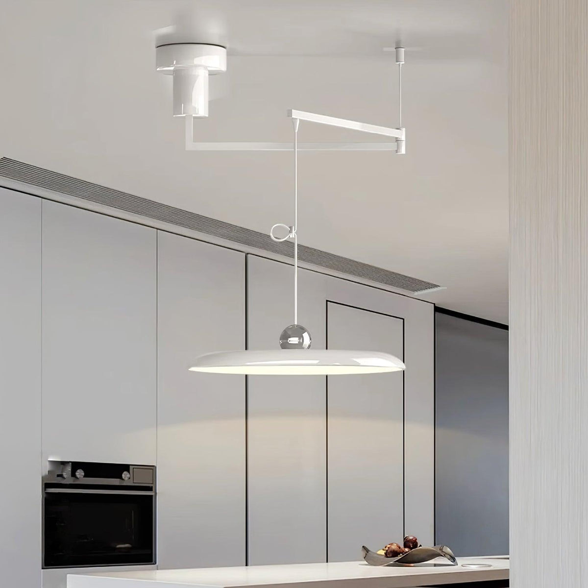 Suspension en métal à bras orientable Flux – Coloris Morandi, LED intégrée