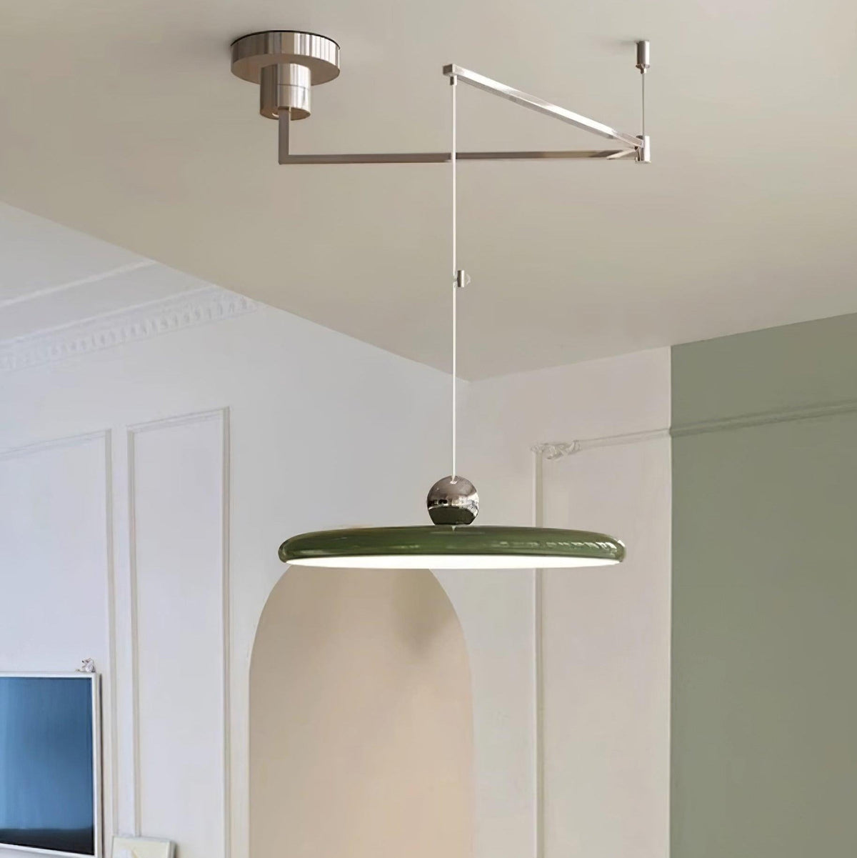 Suspension en métal à bras orientable Flux – Coloris Morandi, LED intégrée