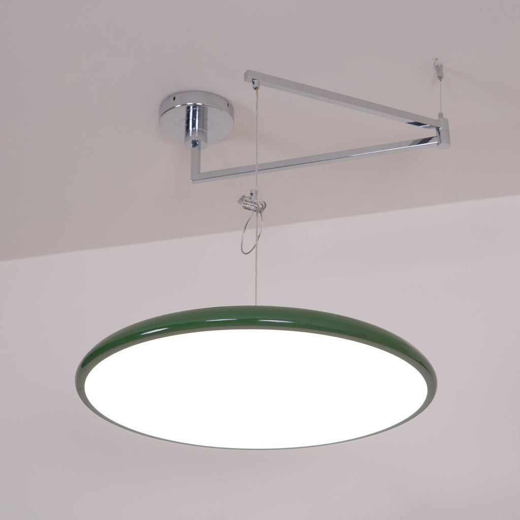 Suspension en métal à bras orientable Flux – Coloris Morandi, LED intégrée