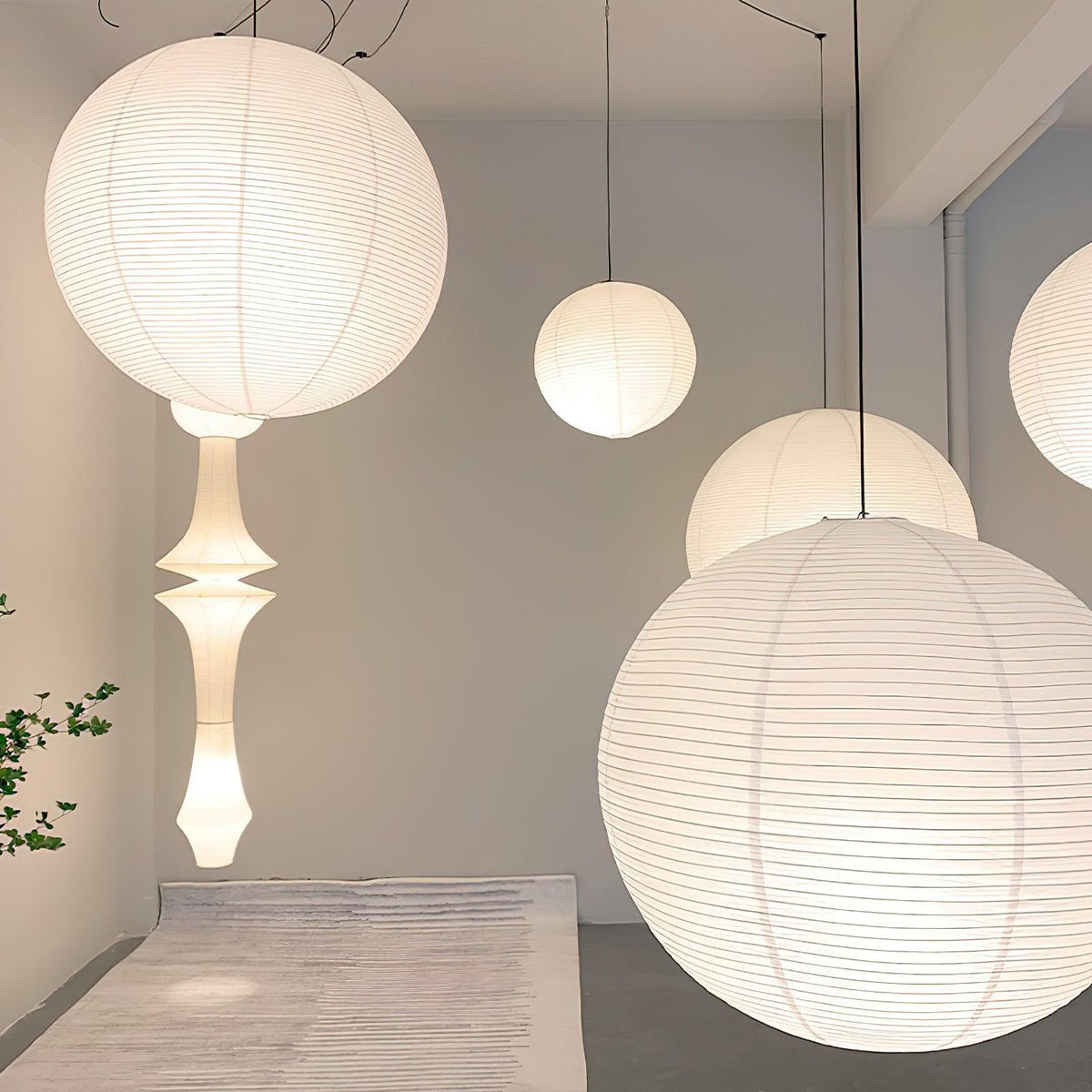 Suspension en papier washi Sylin – Grand abat-jour rond à lumière douce, de 40 à 120 cm