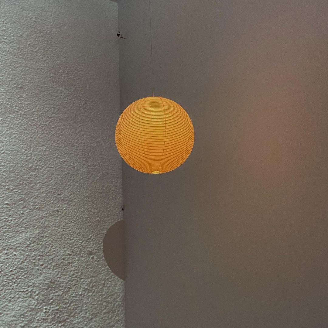 Suspension en papier washi Sylin – Grand abat-jour rond à lumière douce, de 40 à 120 cm