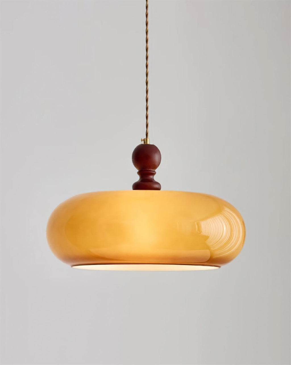 Suspension en verre ambré Eldom – Abat-jour brun et finition noyer, style rétro