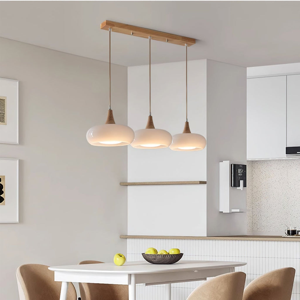 Suspension en verre et bois Charlotte – 1 à 3 têtes, globe orange ou blanc
