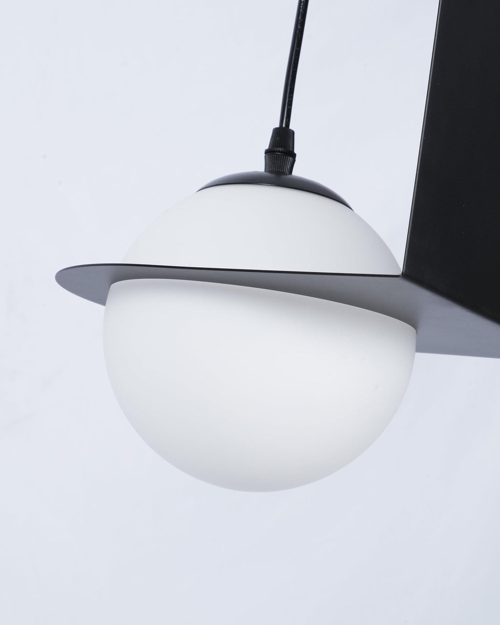 Suspension en verre noir et blanc Selan – Hauteur réglable, 9 formes au choix